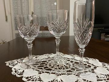 SERVIZIO BICCHIERI 12 + 12 + 12