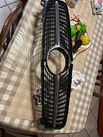 Griglia mercedes a180 w176