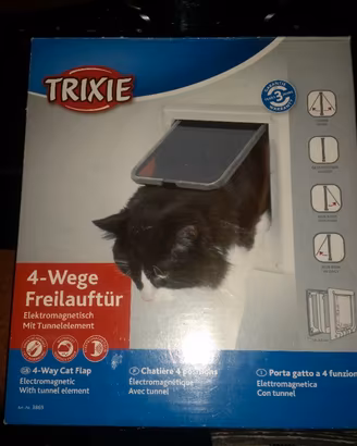 Porta gatto elettromagnetica