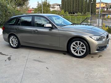 Bmw 320d Touring automatico