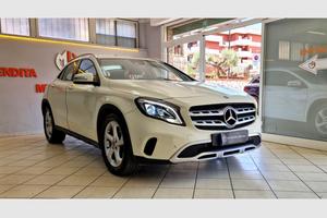 MERCEDES-BENZ GLA 180 Executive AUTOMATICA