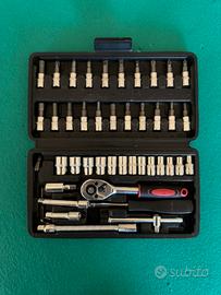 Set Cricchetto Chiavi a Bussola e Punte 1/4