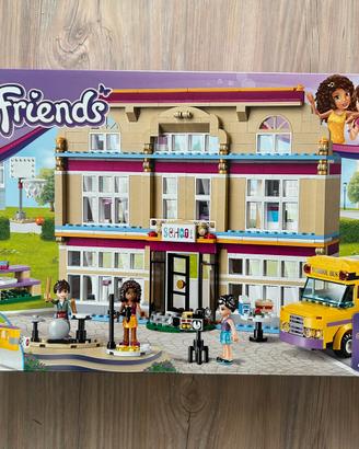 Lego Friends 41134 Scuola di Arte di Heartlake