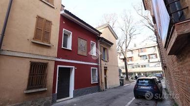 BIFAMILIARE A REGGIO NELL'EMILIA