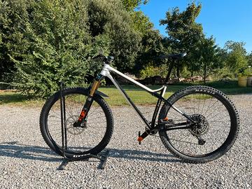 Production Privee Shan colorazione lotus GT Esprit