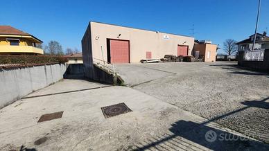 Immobile di 1400 m² a Divignano