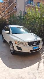 Volvo xc60 marzo 2011 unico proprietario 260000 km