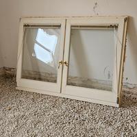 finestre e porte finestre  in legno doppio vetro