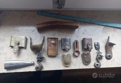 Militaria varia  XIX e  XX secolo GIRATE LE FOTO..