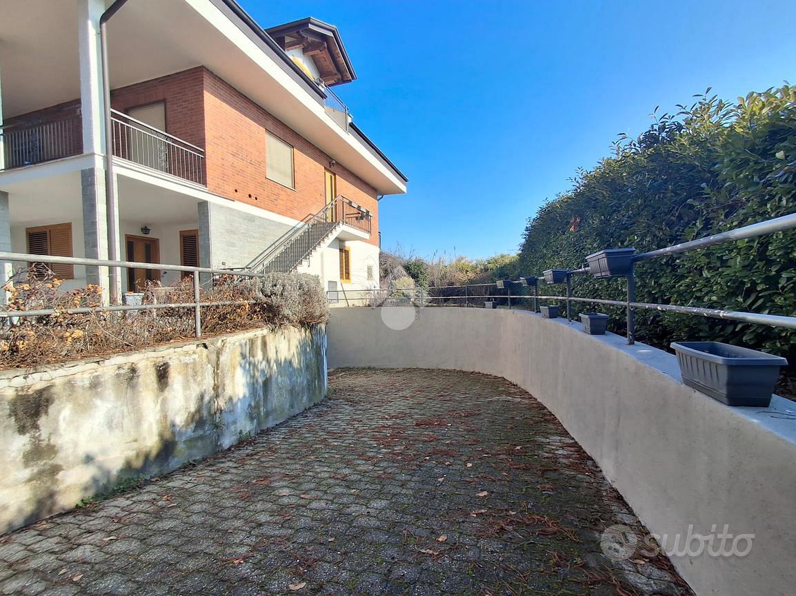 House in Cumiana, Torino - Vista 4