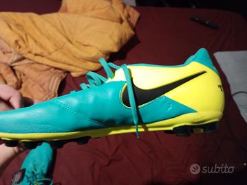 scarpe da calcio Nike taglia 49,5