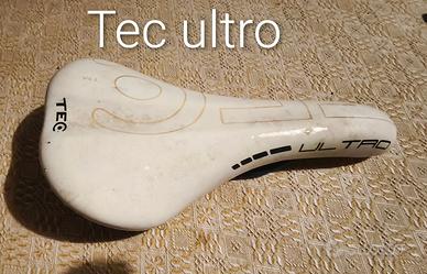 4x selle bici + pompa e campanello