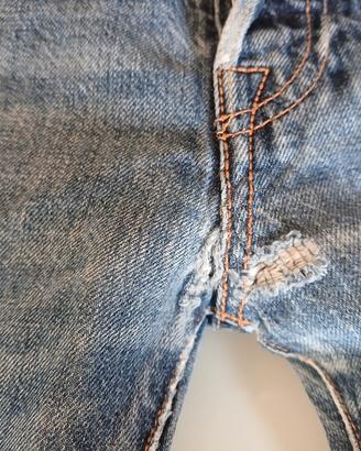 jeans levis originali usurati.