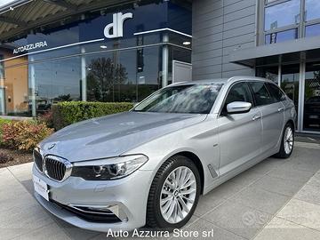 BMW Serie 5 530d Touring Luxury *PACCHETTO LU...