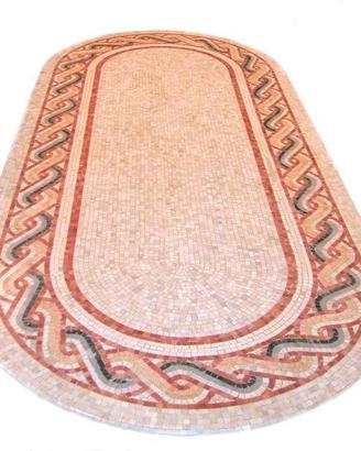 Tavolo in ferro battuto e mosaico di marmo