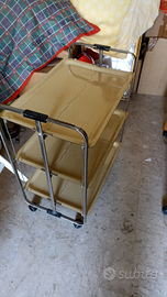 Tavolino richiudibile