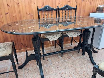 Tavolo da pranzo e 6 sedie