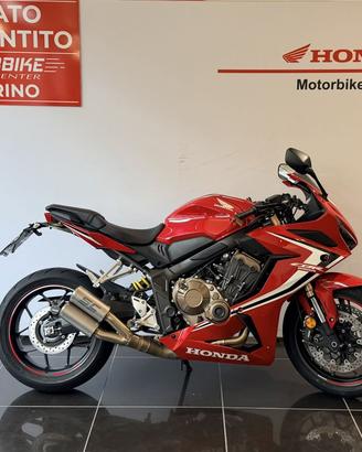 Honda CBR 650 .