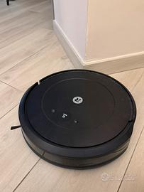 iRobot Roomba Essential Robot aspira e lava