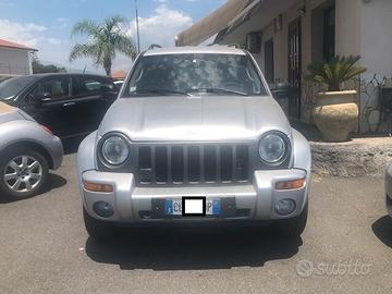 Jeep Cherokee 2.8 CRD Sport