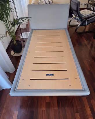 Letto singolo imbottito Orizzonti con doghe