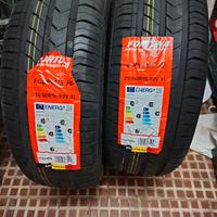 Coppia pneumatici nuovi