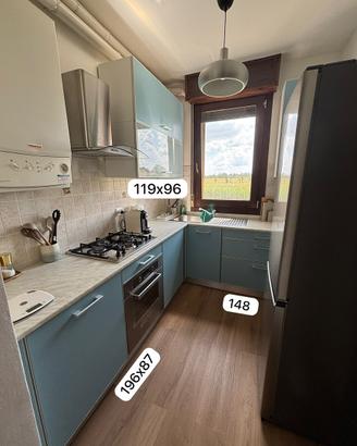 Cucina con forno