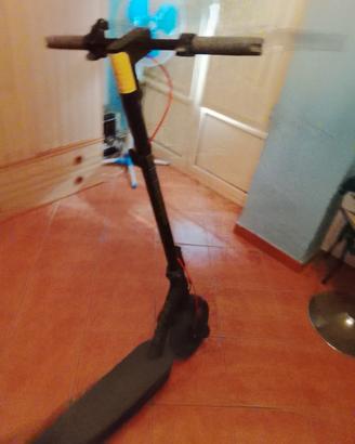monopattino elettrico 
