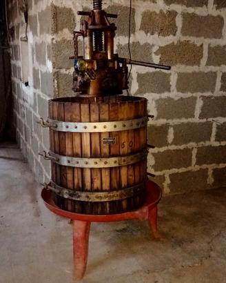 Wine press - Torchio idraulico Zambelli (PD) 60 cm