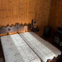 Letto matrimoniale con materassi