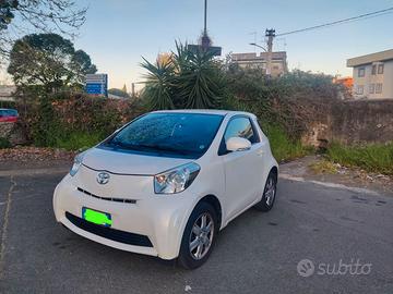 Toyota iQ 1.0
