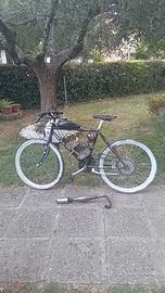 Bici con motore 80cc