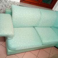 Divano angolare in stoffa