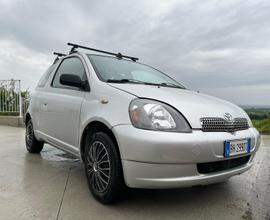 Toyota Yaris 1.0 3p