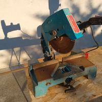 Troncatrice per legno