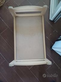 Culla giocattolo per bambole