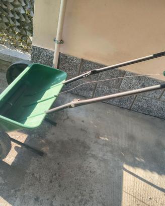 Carrello Spandiconcime - Seminatrice A Spinta