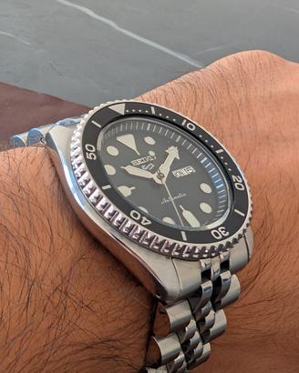 Seiko 5 Sport Jubilee Miltat