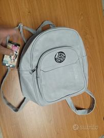 zainetto con spalline regolabili 