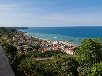 Casa vacanza incastonata tra mare e monti