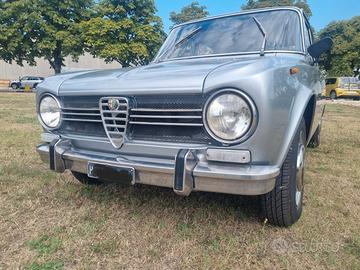 Alfa Romeo Giulia 1300 Super