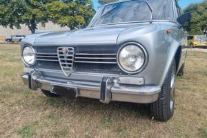 Alfa Romeo Giulia 1300 Super