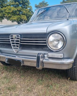 Alfa Romeo Giulia 1300 Super