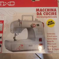 Macchina da cucire  portabile.