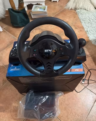 Volante e pedaliera GT4 special