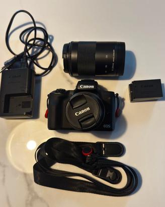 Kit Canon M50 + Obiettivi 11-22mm e 55-200mm