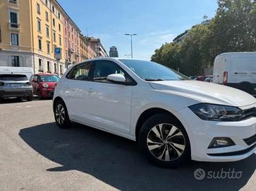 Volkswagen polo comfortline - 2018