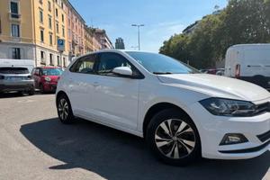 Volkswagen polo comfortline - 2018