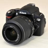 NIKON D60 E 18-55 VR