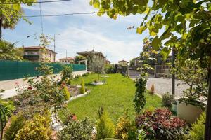 Villa di 229 m² con 4 locali e posto auto a Dalmin